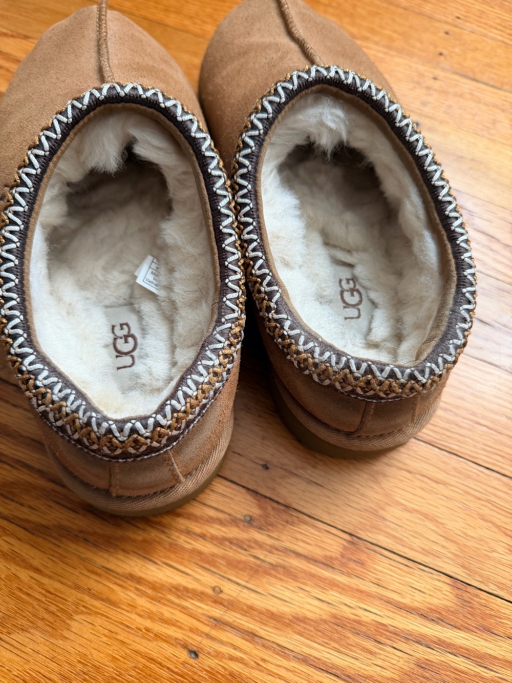 UGG Chestnut Tasman II Slipper (Women) - Picture 4 of 6